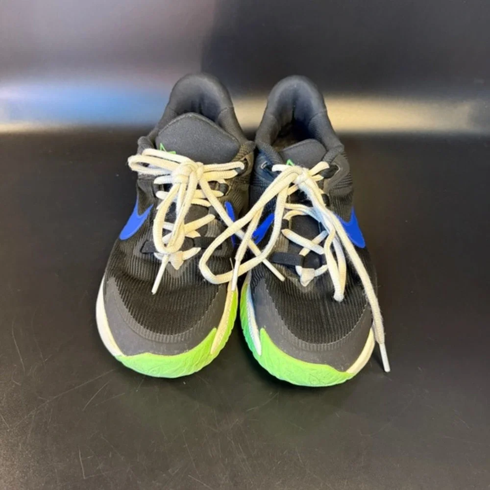 Nike Star Runner 4 DX7615-004‎ Black Blue Synthetic Mesh Running Shoes Kids 5Y